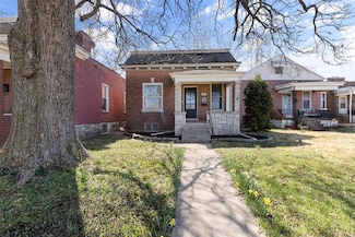 6204 Clayton Ave, Saint Louis, MO 63139