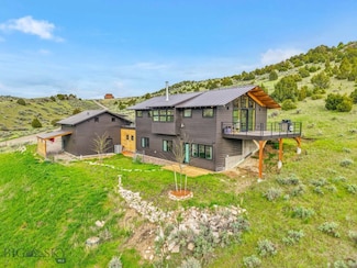 94 Rock Castle Rd, Manhattan, MT 59741