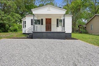 887 Kinsey St, Rossville, GA 30741