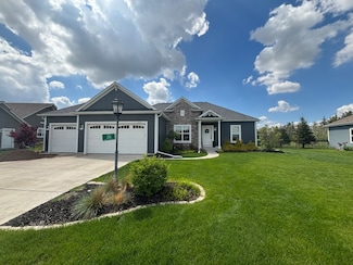 3141 Mineral Springs Blvd, Oconomowoc, WI 53066