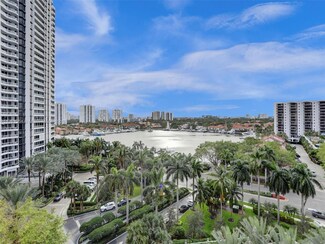 21205 NE Yacht Club Dr Unit 1004, Aventura, FL 33180