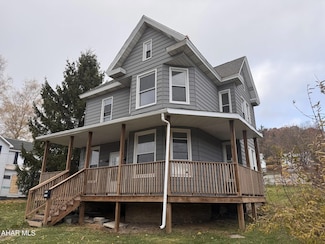 2005 Philadelphia Ave, Northern Cambria, PA 15714