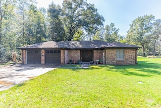 804 Camphor Cir, Village Mills, TX 77663
