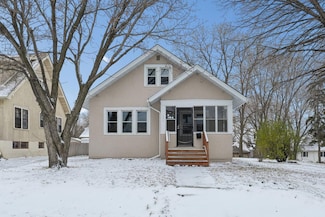 802 Mound St, Saint Paul, MN 55106