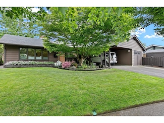 3240 Dapple Way, Eugene, OR 97401