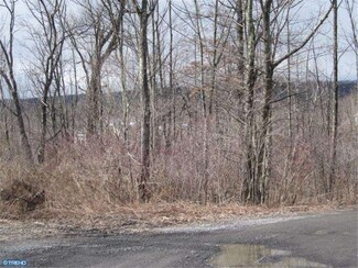 7 Water St, Wind Gap, PA 18091