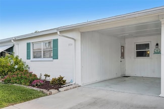 5974 Hibiscus Dr Unit 6, Bradenton, FL 34207