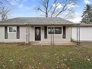 2718 Pine Manor Ct, Fort Wayne, IN 46809