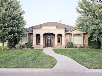 908 Veranda Cir, McPherson, KS 67460