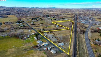 215604 E Pidcock Rd, Kennewick, WA 99337