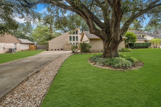 7202 Benwich Cir, Houston, TX 77095