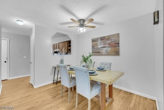 323 Gill Ln Unit Q, Iselin, NJ 08830