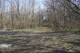712 N Front St, Dowagiac, MI 49047