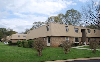 496 Perdue Place, Greenville, AL 36037