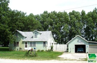408 Jackson St, Havelock, IA 50546