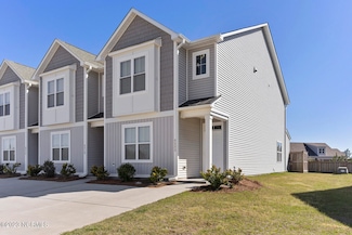 8223 Paramount Point, Winnabow, NC 28479