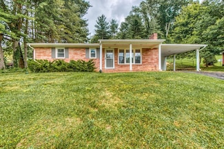 583 Fowler St, Marion, VA 24354