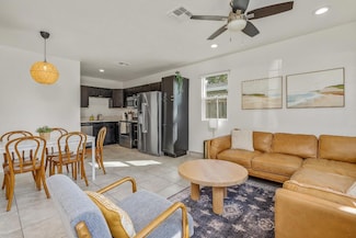 810 Persifer St, Folsom, CA 95630
