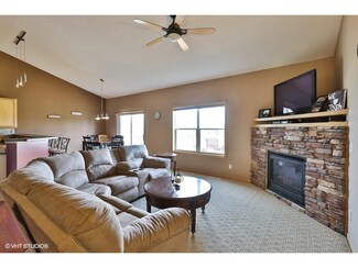 216 Douglas Dr, Waverly, MN 55390