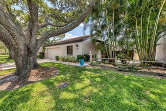 3670 Glen Oaks Manor Dr, Sarasota, FL 34232