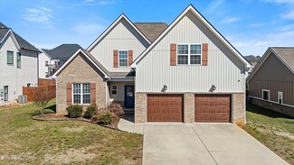 2007 Logan Dr, Maryville, TN 37803