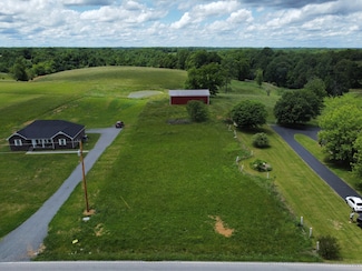 5223 Galen Rd, Lafayette, TN 37083