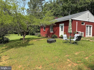 579 Leeland Rd, Fredericksburg, VA 22405