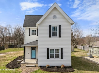 3139 Whitney Place NE, Knoxville, TN 37917