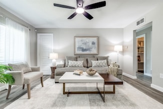 406 Highfall Dr, Dallas, TX 75232