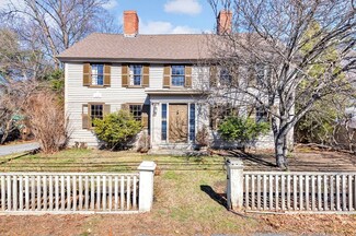 153 Main St, Wenham, MA 01984