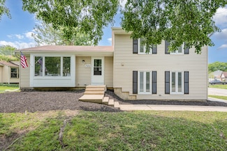 1500 Bunescu Ln, Buffalo Grove, IL 60089