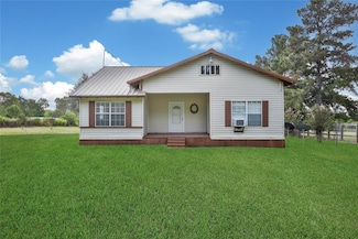 35839 Skyview Rd, Hempstead, TX 77445