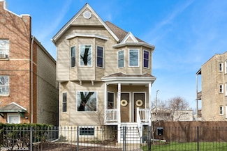 1634 N Humboldt Blvd, Chicago, IL 60647