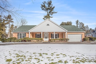 132 Minges Cir, Battle Creek, MI 49015