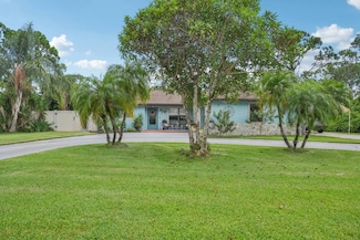 412 Lake August Dr, Lake Placid, FL 33852
