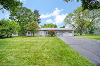163 Robinson Rd, Jackson, MI 49203