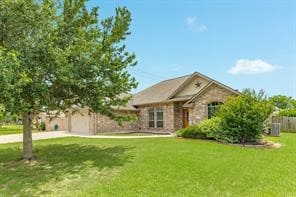 203 Poppy St, Lake Jackson, TX 77566