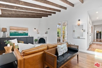 2207 23rd St, Santa Monica, CA 90405