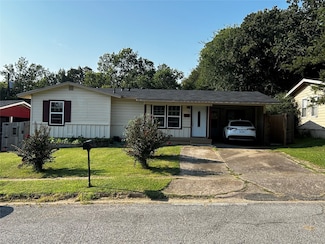 1716 Ridgewood Rd, Denison, TX 75020