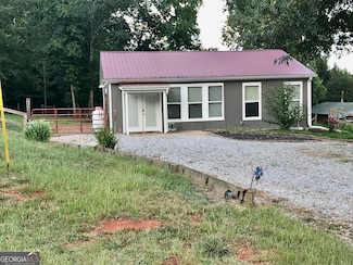 185 Lakeview Way, Martin, GA 30557
