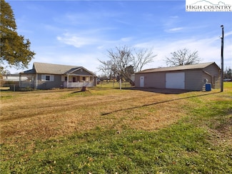 117 Mardon Ln, Statesville, NC 28677