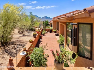 14006 N Green Tree Dr, Oro Valley, AZ 85755