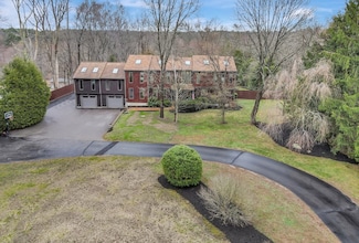 370 Gilbert St, Mansfield, MA 02048