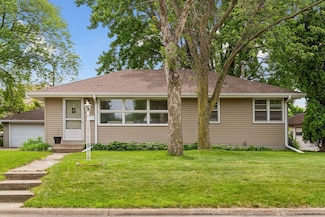 680 57th Ave NE, Minneapolis, MN 55432
