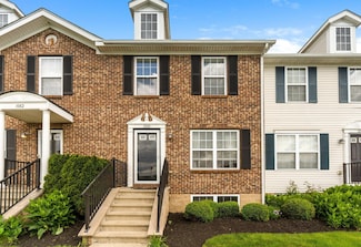 1080 Shady Lake Dr Unit 1080, Columbus, OH 43228