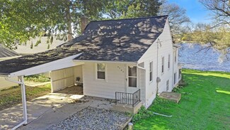 5202 Happy Hollow Dr, Manchester, MI 48158