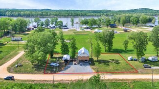 360 Willa Ridge E, Clifton, TN 38425
