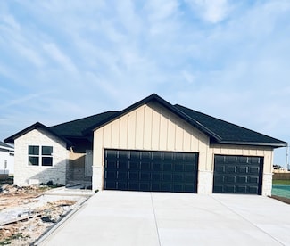 917 S Deerfield Ct, Wilson A Township, MO 65807