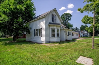 1321 2nd St W, Menomonie, WI 54751
