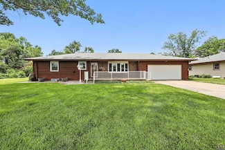 419 Apollo St, Silver Lake, KS 66539